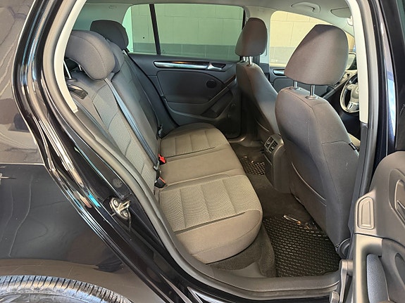 Volkswagen Golf VI 13 of 15