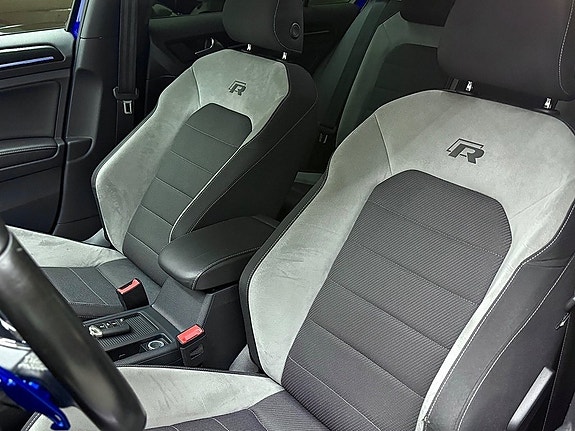 Volkswagen Golf VII 20 of 22