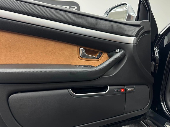 Audi S8 20 of 21