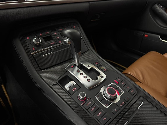 Audi S8 17 of 21