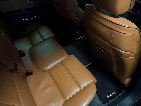 Audi S8 21 of 24