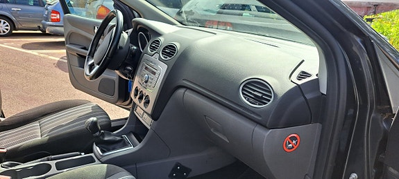 Ford Focus 7 of 20
