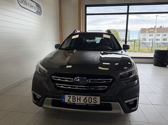 Subaru Outback 4 of 5