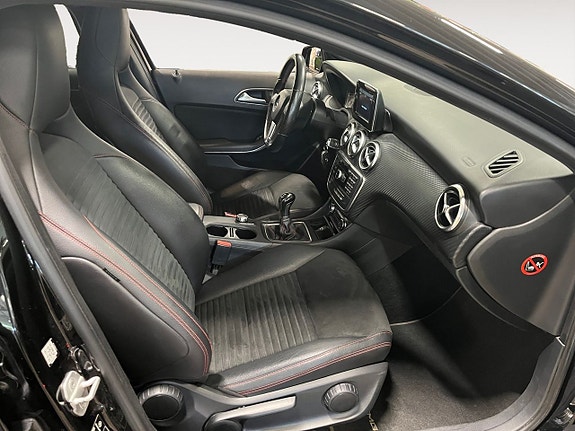 Mercedes-Benz A180 13 of 15