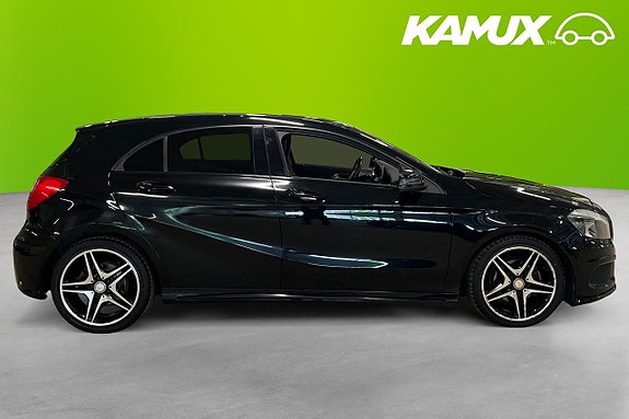Mercedes-Benz A180 2 of 15