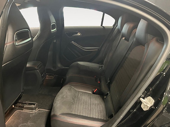 Mercedes-Benz A180 12 of 15