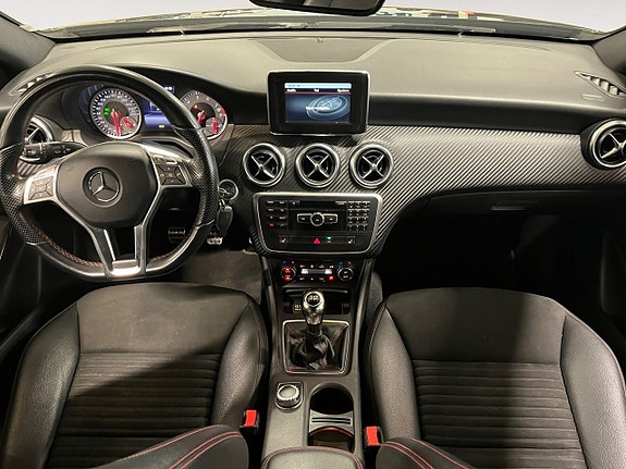 Mercedes-Benz A180 10 of 15