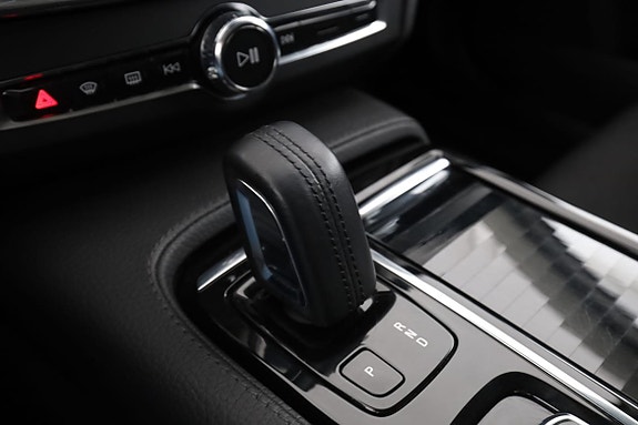 Volvo V90 28 of 30