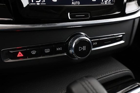 Volvo V90 27 of 30