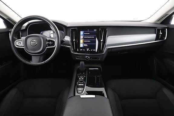 Volvo V90 13 of 30