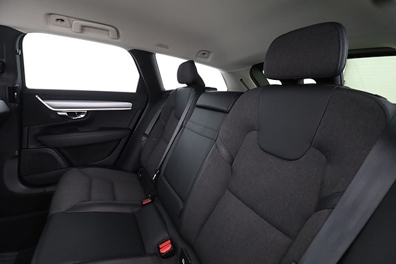 Volvo V90 15 of 30