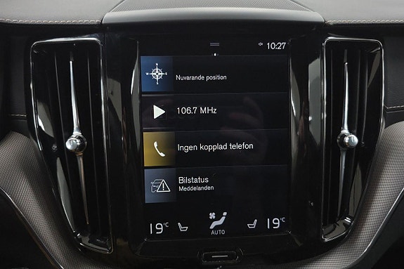 Volvo XC60 17 of 21