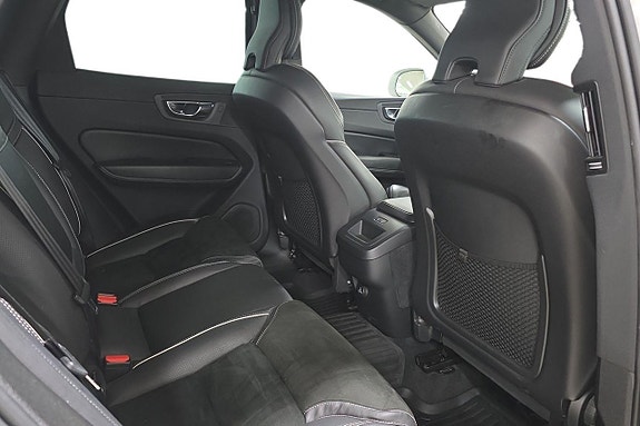 Volvo XC60 11 of 21
