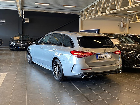 Mercedes-Benz C300 e 5 of 5
