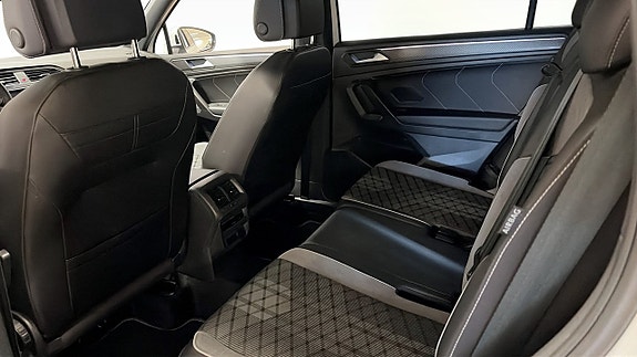 Volkswagen Tiguan Allspace 11 of 14