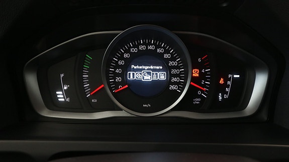 Volvo V60 16 of 23