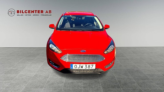 Ford Focus 2 of 5