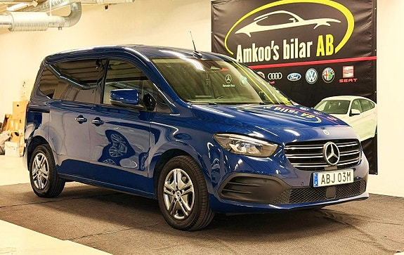 Mercedes-Benz T180 d 2 of 5