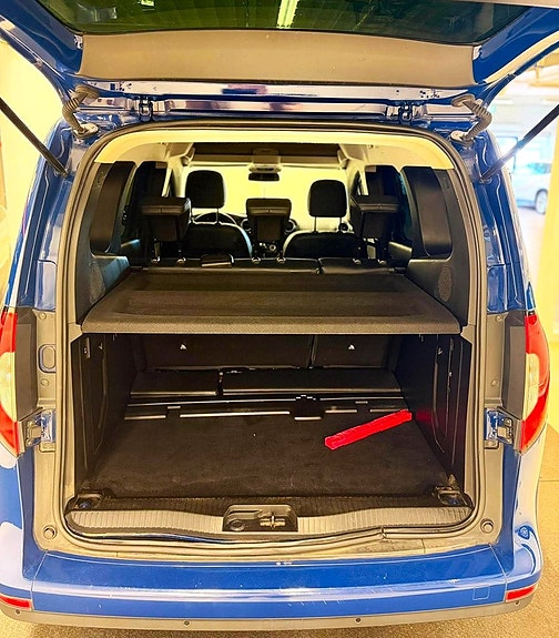 Mercedes-Benz T180 d 9 of 22