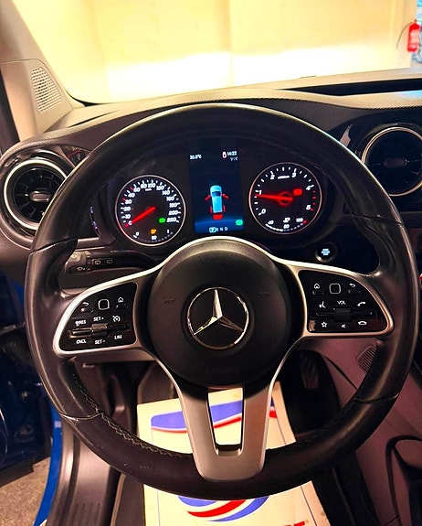 Mercedes-Benz T180 d 14 of 22