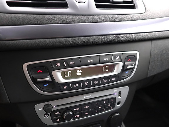 Renault Megane 17 of 29