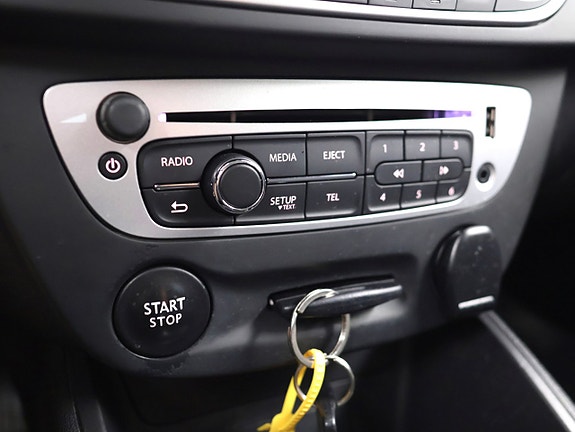 Renault Megane 18 of 29