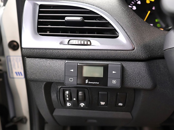 Renault Megane 26 of 29