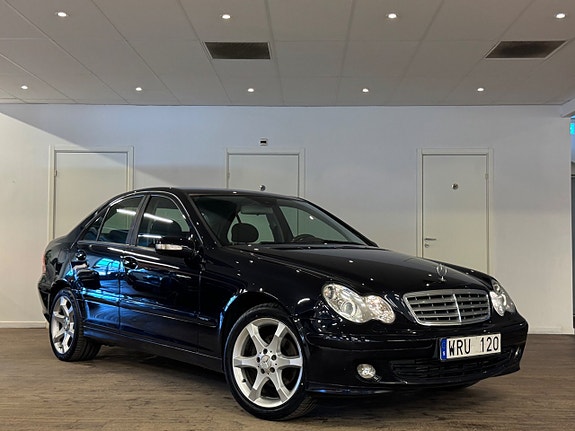 Mercedes-Benz C180 7 of 25