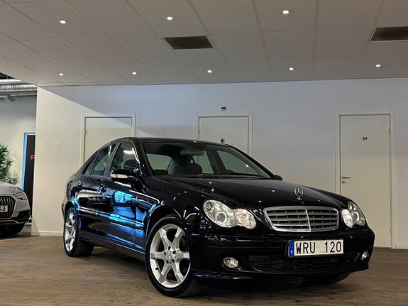 Mercedes-Benz C180 8 of 25
