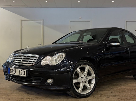 Mercedes-Benz C180 4 of 25