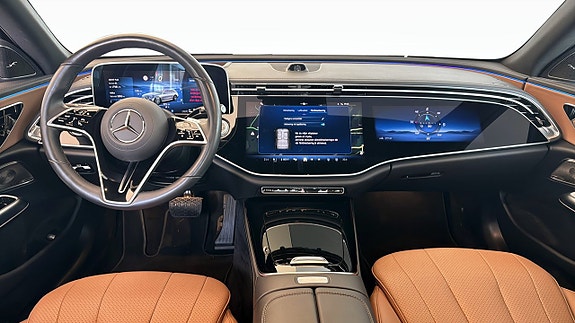 Mercedes-Benz E300 de 10 of 24