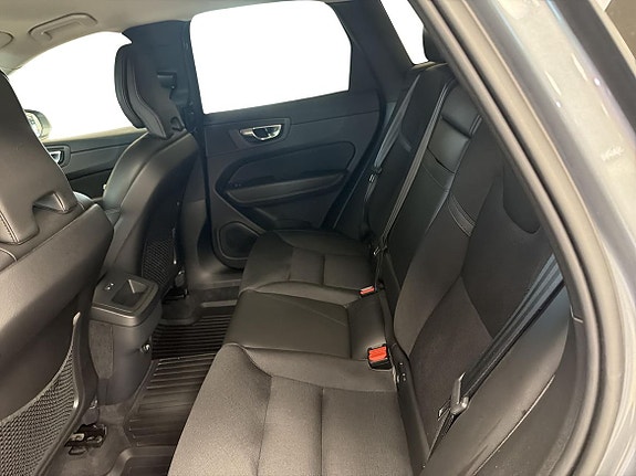 Volvo XC60 9 of 9