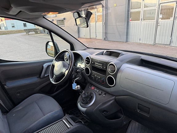 Citroen Berlingo 11 of 21