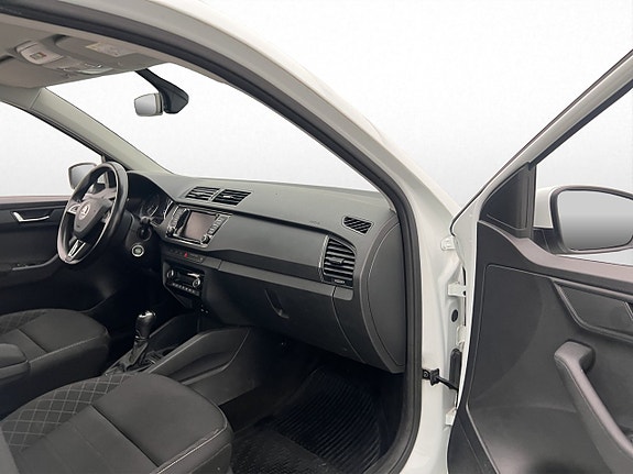 Skoda Fabia 16 of 30