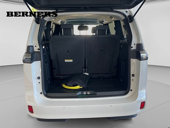 Volkswagen ID. Buzz 17 of 18