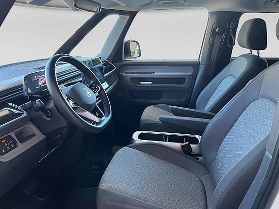 Volkswagen ID. Buzz 9 of 18