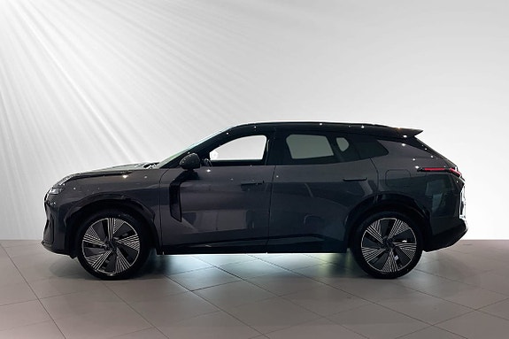 Lynk & Co 08 2 of 5