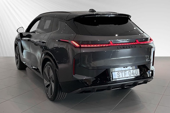 Lynk & Co 08 3 of 5