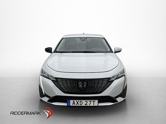 Peugeot 308 SW 2 of 5