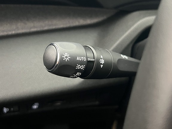 Peugeot 308 SW 19 of 26