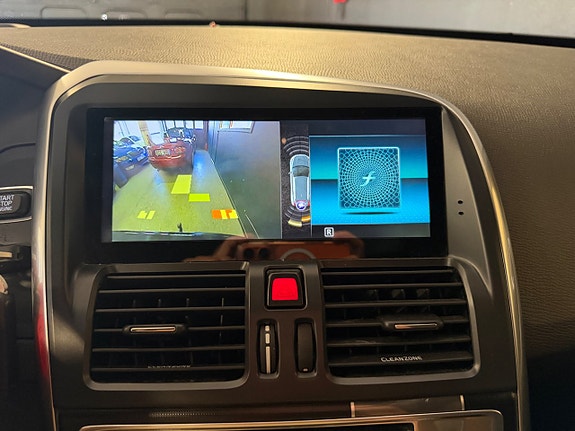 Volvo XC60 21 of 24