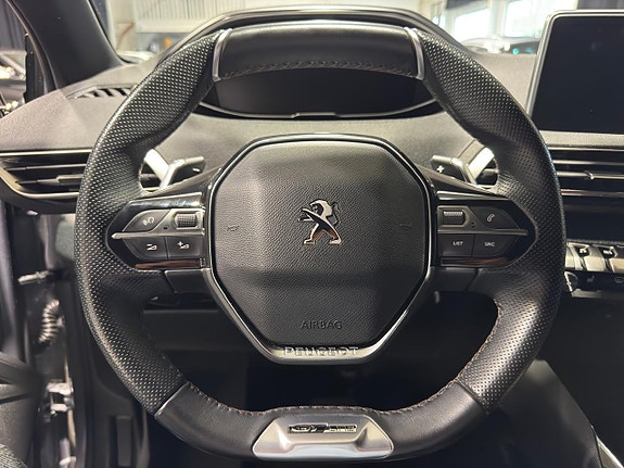 Peugeot 5008 13 of 19
