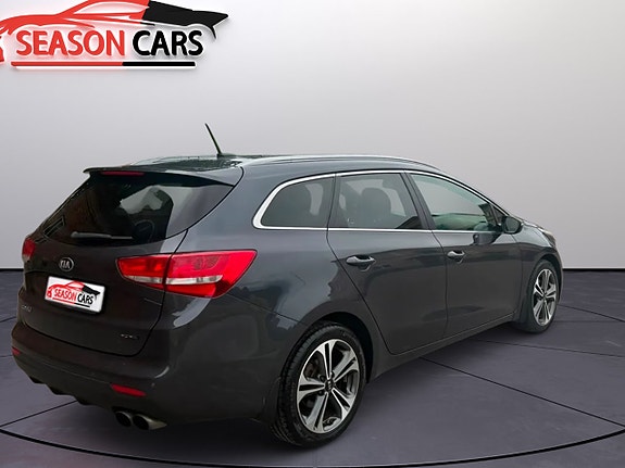 Kia Ceed 2 of 5