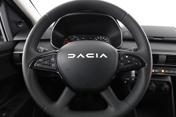 Dacia Sandero 19 of 30