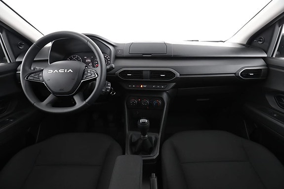 Dacia Sandero 13 of 30