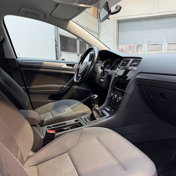 Volkswagen Golf I 11 of 12