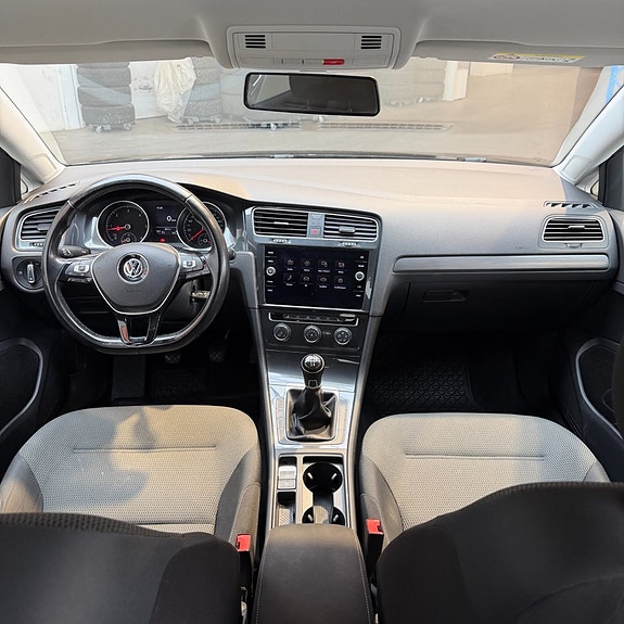 Volkswagen Golf I 9 of 12