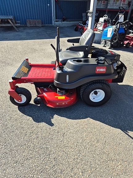 Toro ZS5000 spakstyrd gräsklippare 2 of 7