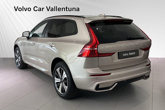 Volvo XC60 4 of 5