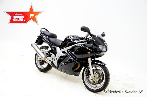 Suzuki SV650 2 of 9